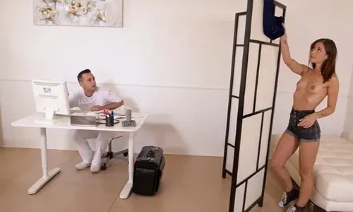 Массаж с маслом → хуй в …